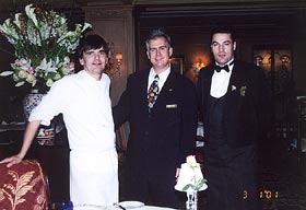 舊金山麗嘉旅店餐廳主廚 Sylvain Portay，餐廳經理 Daniel Sneed及酒務總監 Stephane Lacroix。